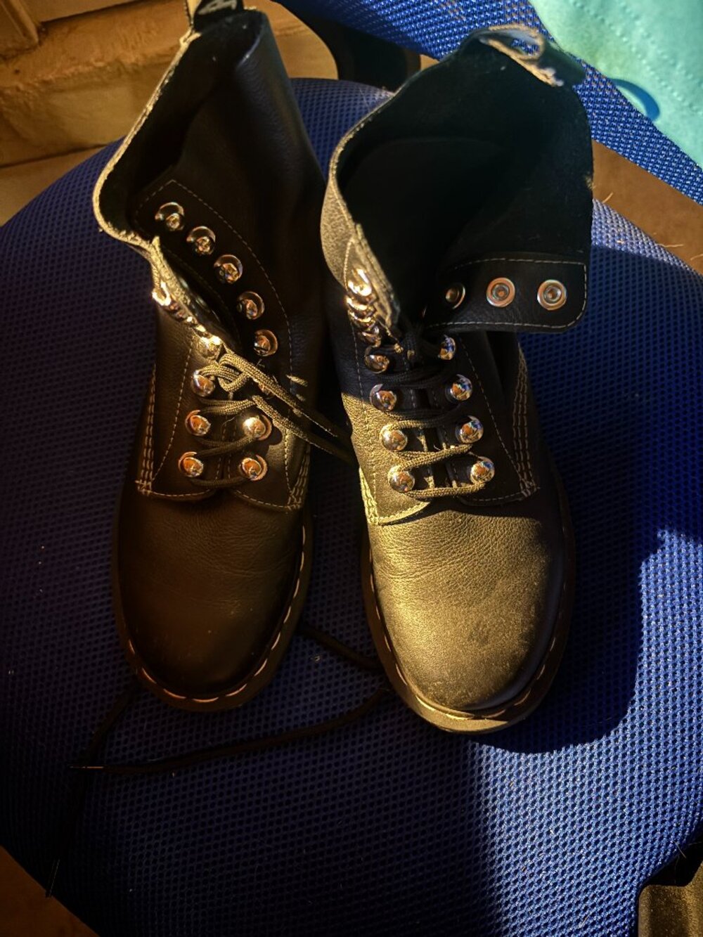 Dr. Martens 1460 Pascal Women's Soft Virginia Leather Boots Size 8